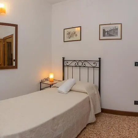 Casa San Giovanni E Paolo-3